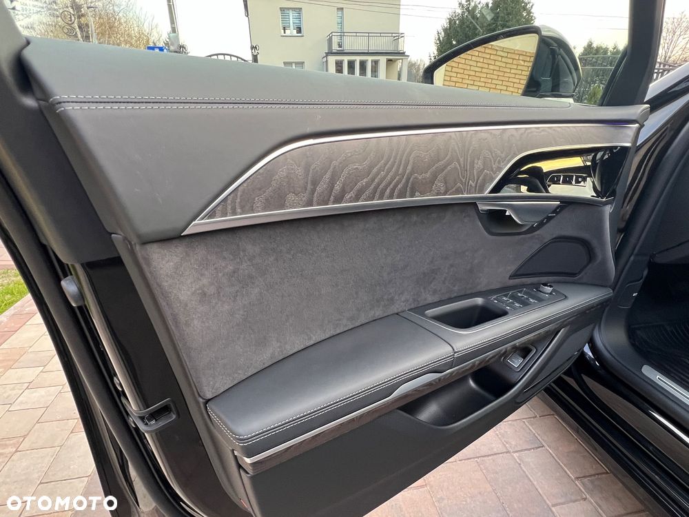 Audi A8 L 55 TFSI quattro tiptronic - 16