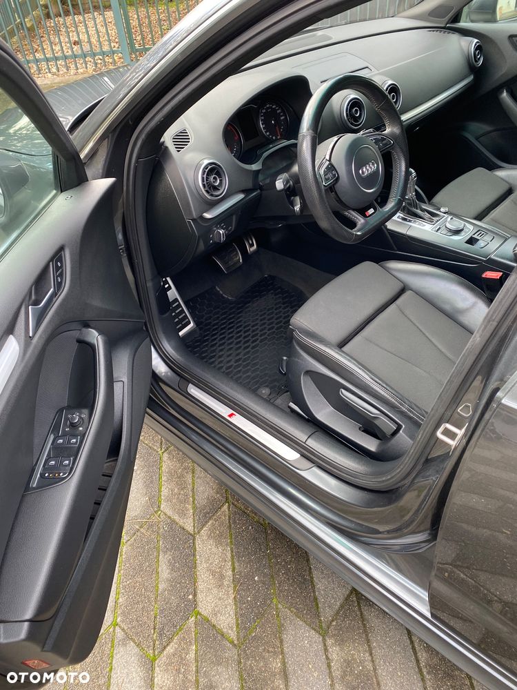 Audi A3 Sportback 2.0 TDI Ambiente S tronic - 32