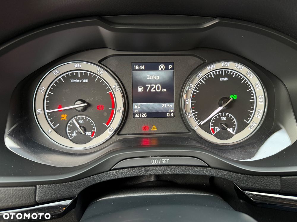 Skoda Karoq 1.0 TSI 4x2 Style DSG - 7
