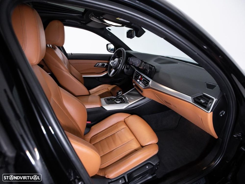 BMW 320 d xDrive Pack M Auto - 12