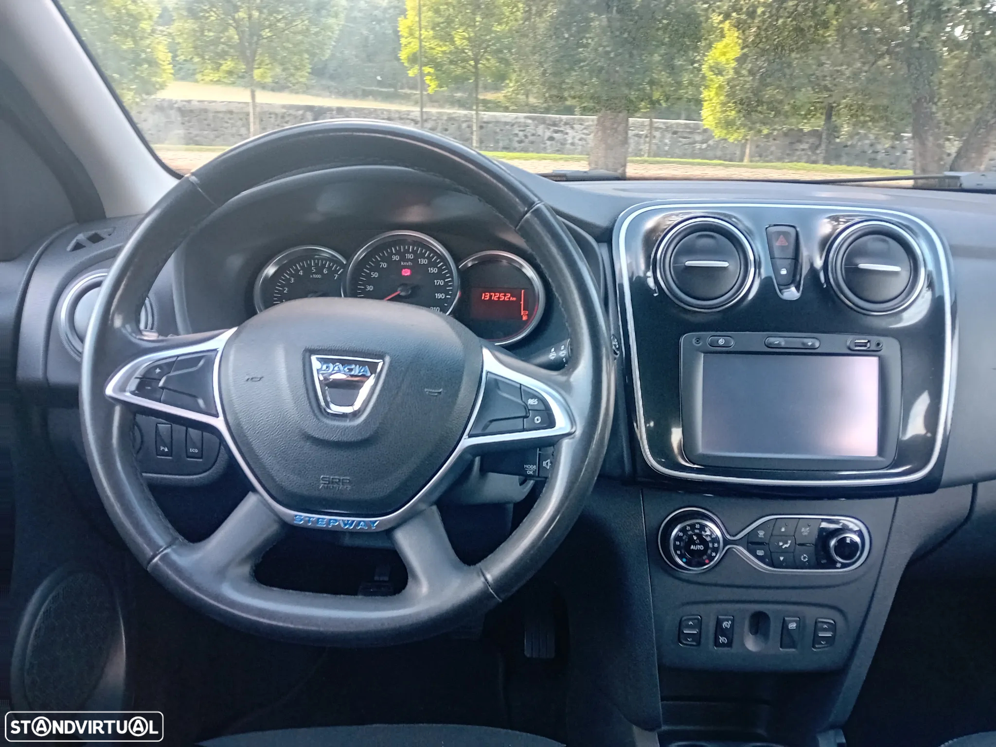 Dacia Sandero 0.9 TCe Stepway - 15