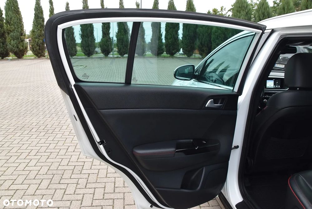 Kia Sportage - 18