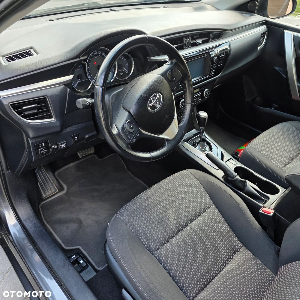 Toyota Corolla - 3
