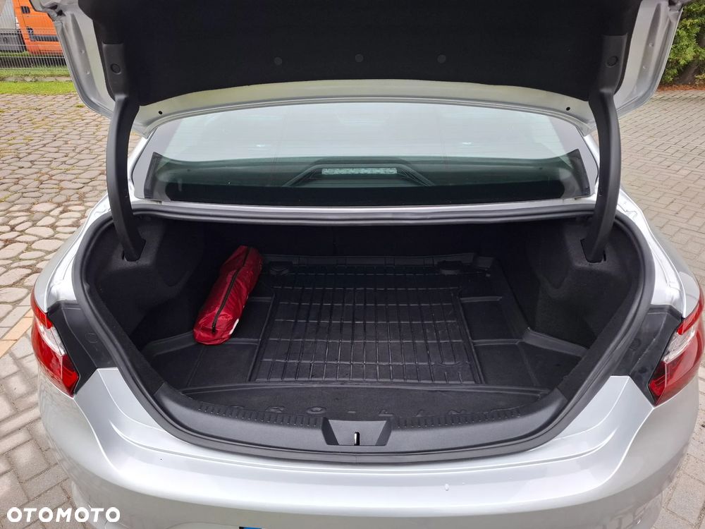 Renault Megane 1.3 TCe FAP Intens EDC - 23