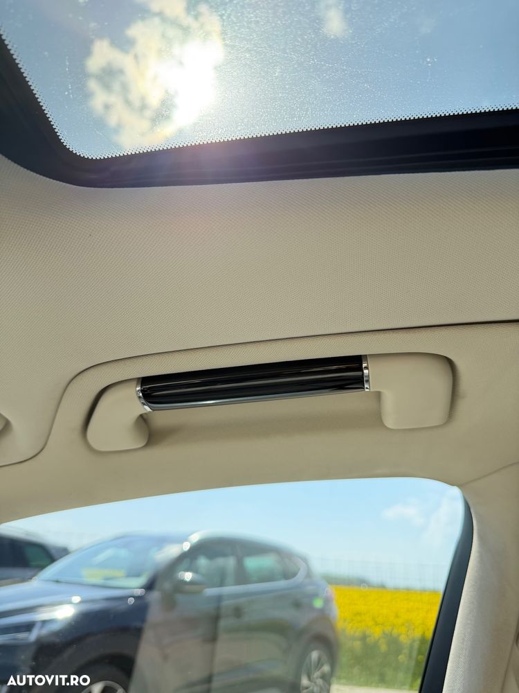 Volkswagen Phaeton 4.2 4Motion V8 Aut Lang - 28