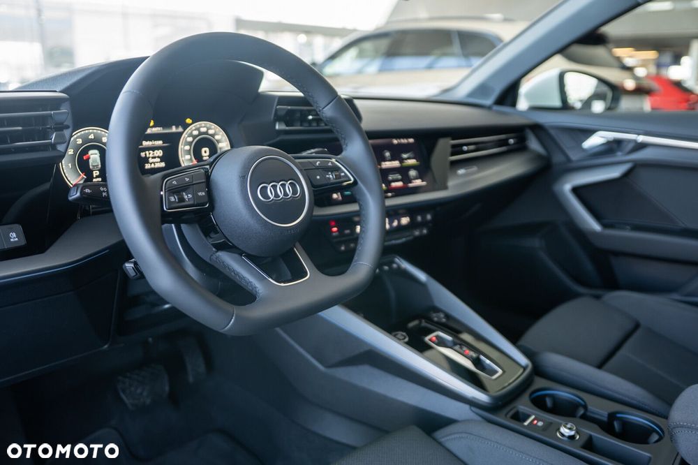 Audi A3 Sportback - 12