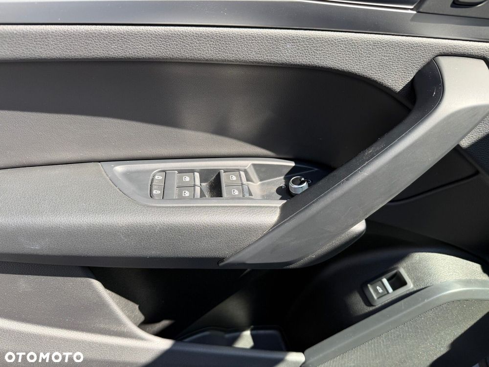 Audi Q5 Sportback - 16