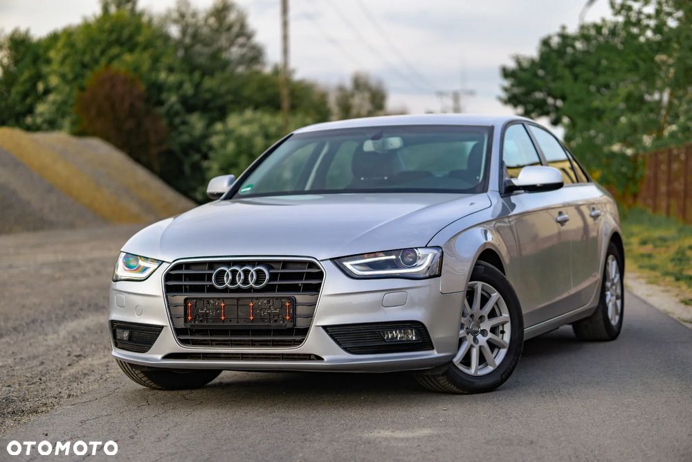 Audi A4 Limousine - 2