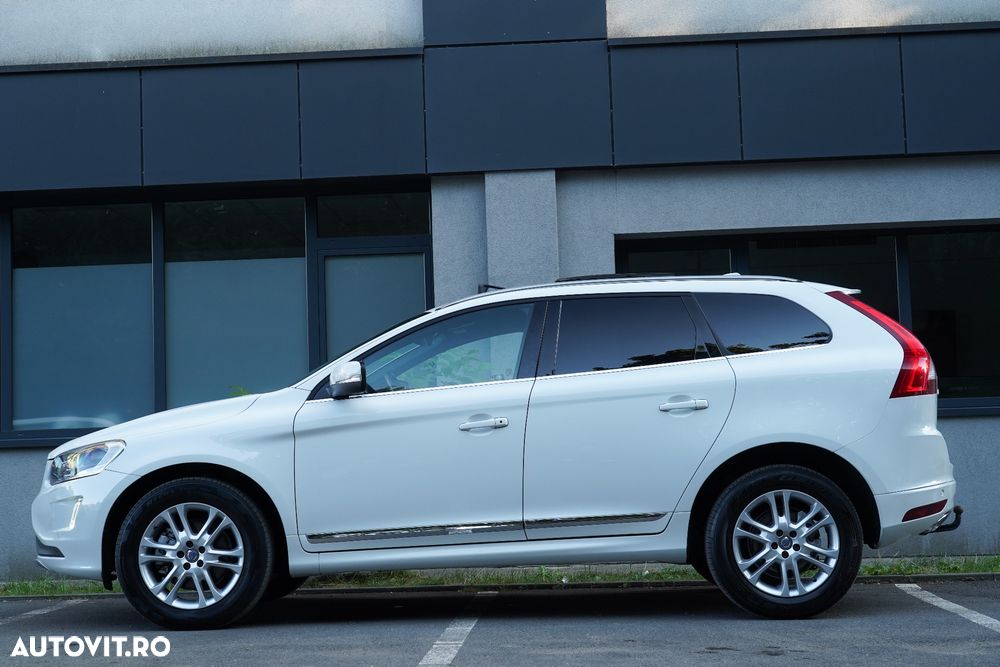 Volvo XC 60 D5 AWD Geartronic Summum - 22