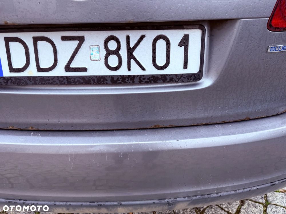 Volkswagen Golf Plus 1.9 TDI Comfortline - 25