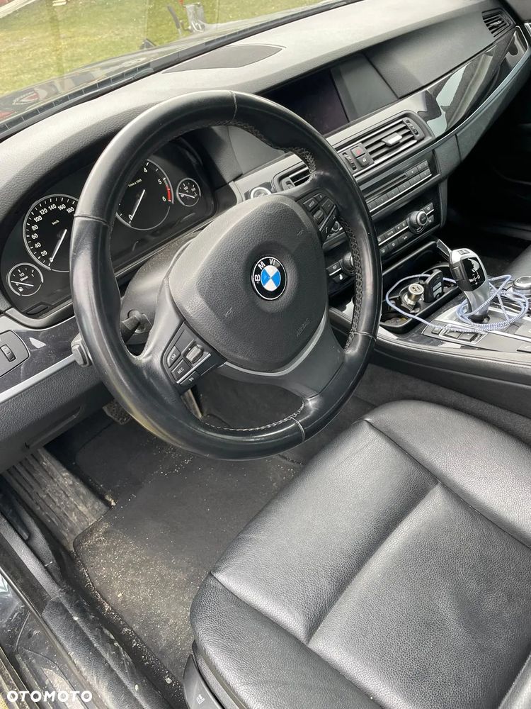 BMW Seria 5 520d - 2