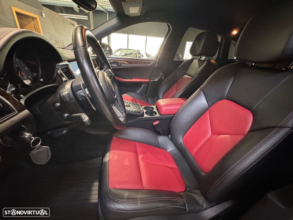 Porsche Macan S - 23