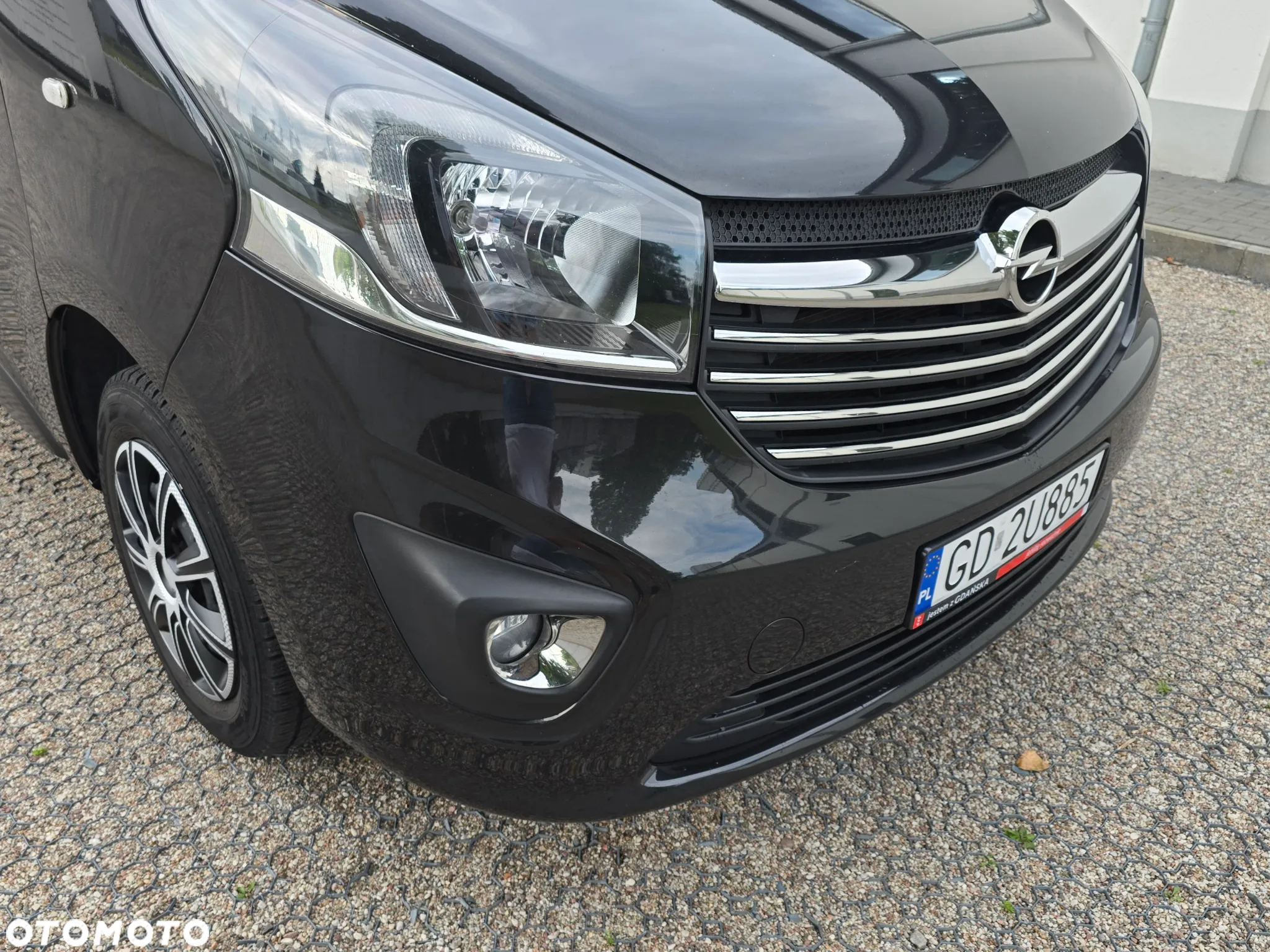 Opel Vivaro L2H1 2,9t Elegance - 38