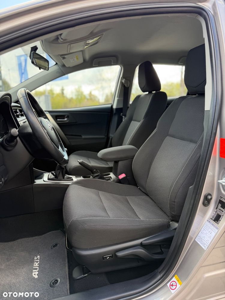 Toyota Auris 1.4 D-4D Life Plus - 8