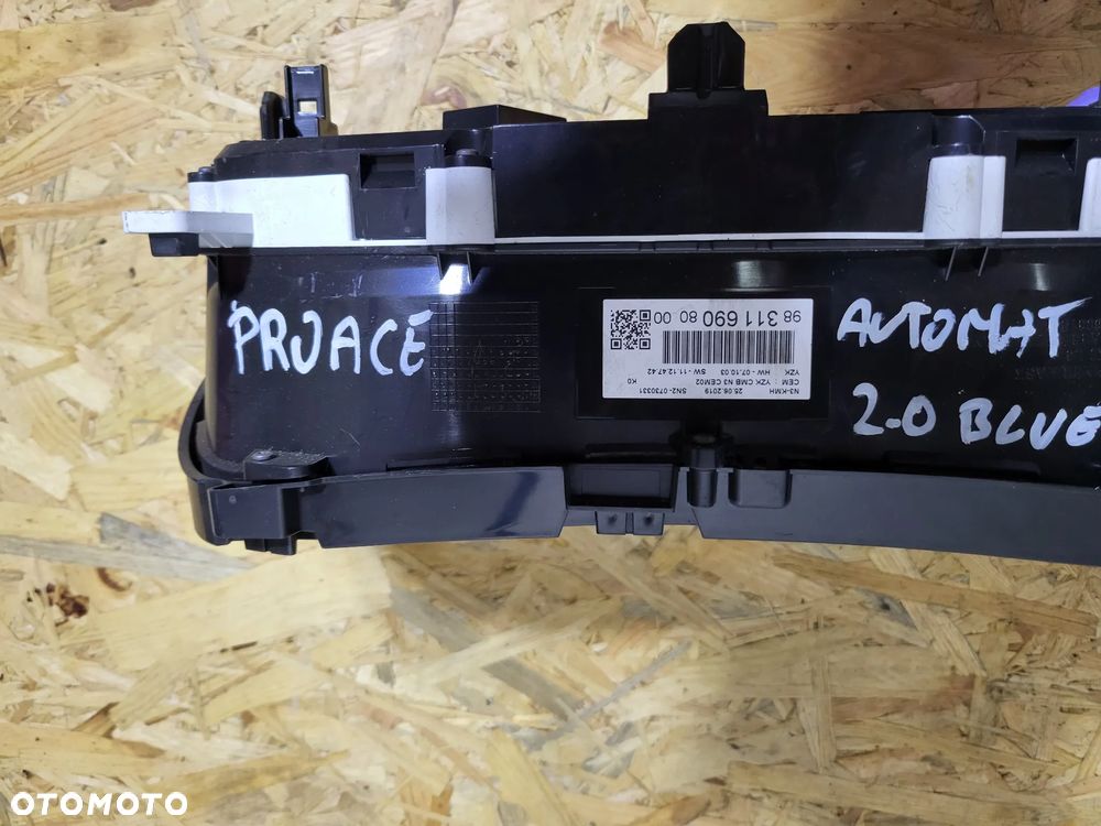 Licznik Expert Jumpy Proace 2.0 automat - 3