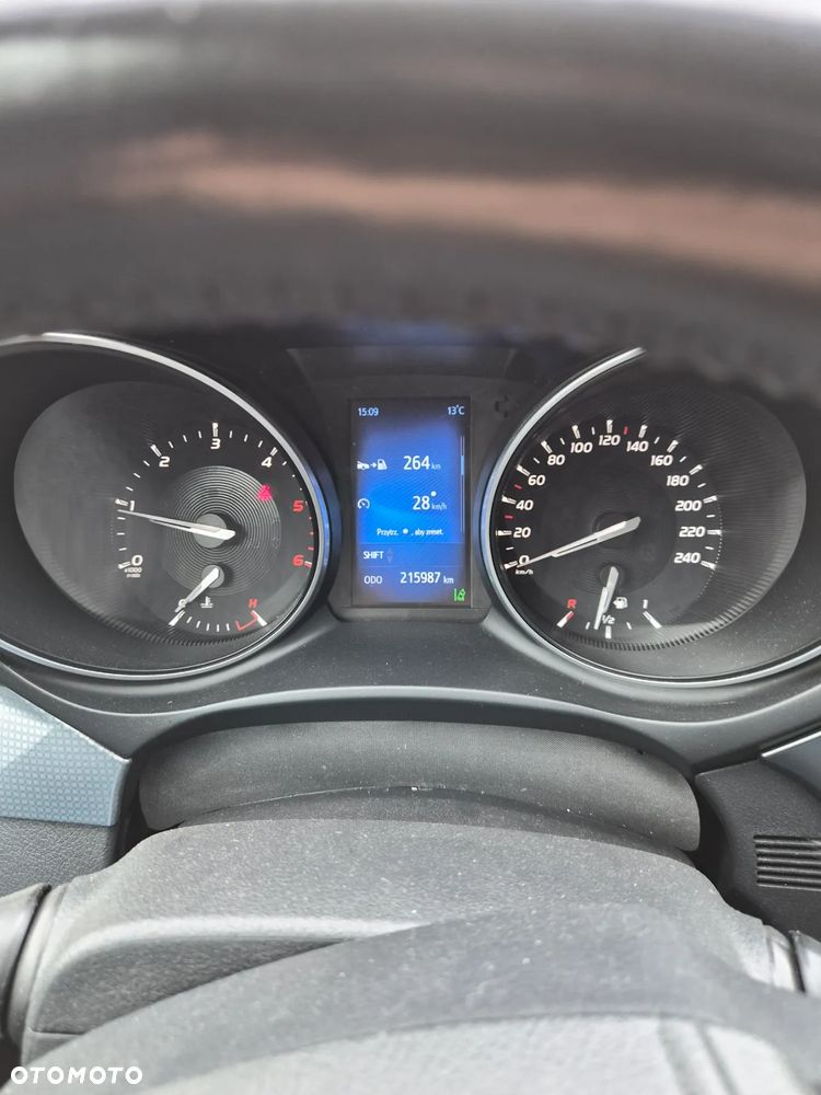 Toyota Avensis 2.0 D-4D Prestige - 8