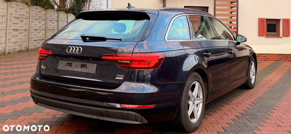 Audi A4 Avant - 2