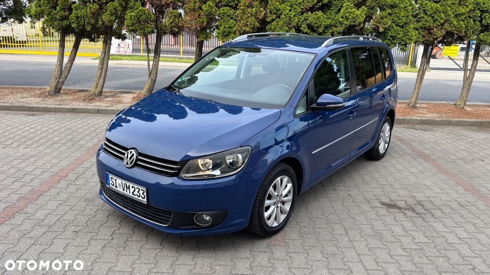 Volkswagen Touran 2.0 TDI DSG Highline - 9