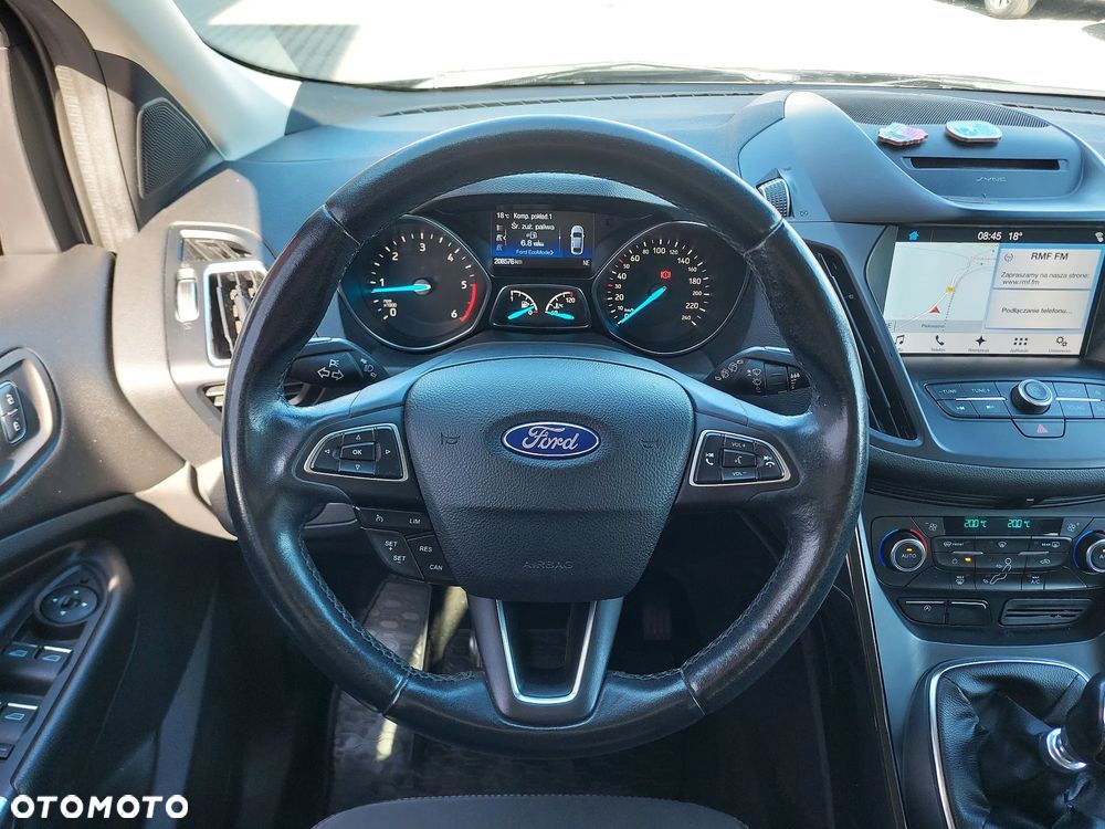Ford Kuga - 22