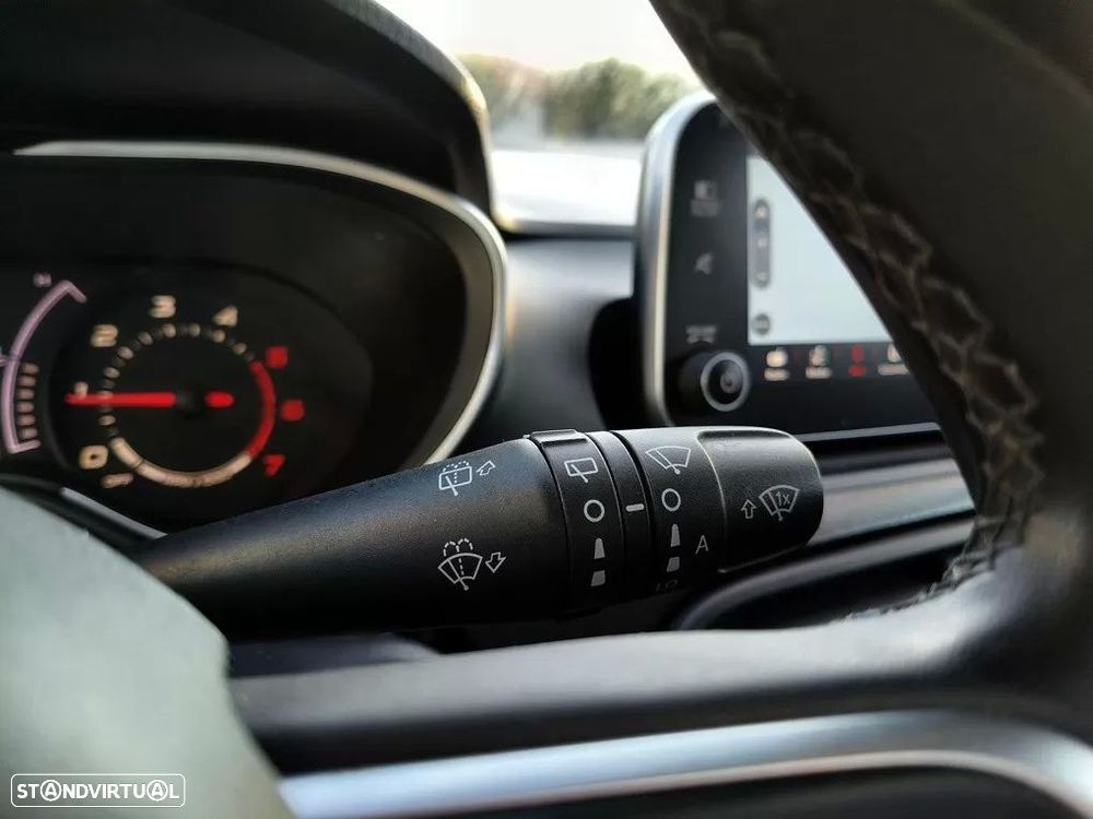 Fiat Tipo Station Wagon 1.3 M-Jet Lounge Tech - 26