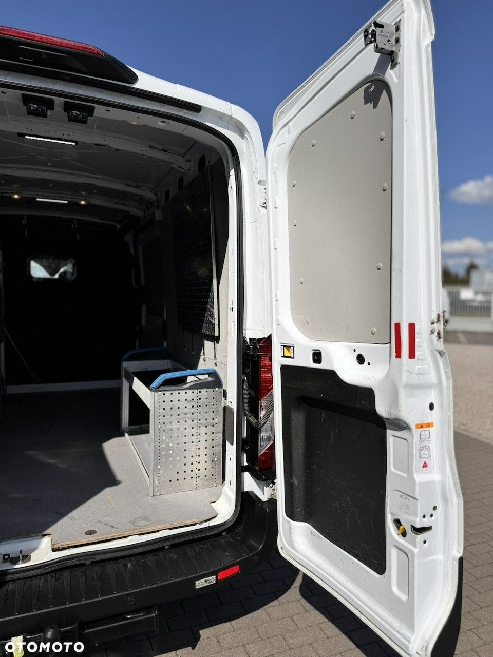 Ford Transit - 10