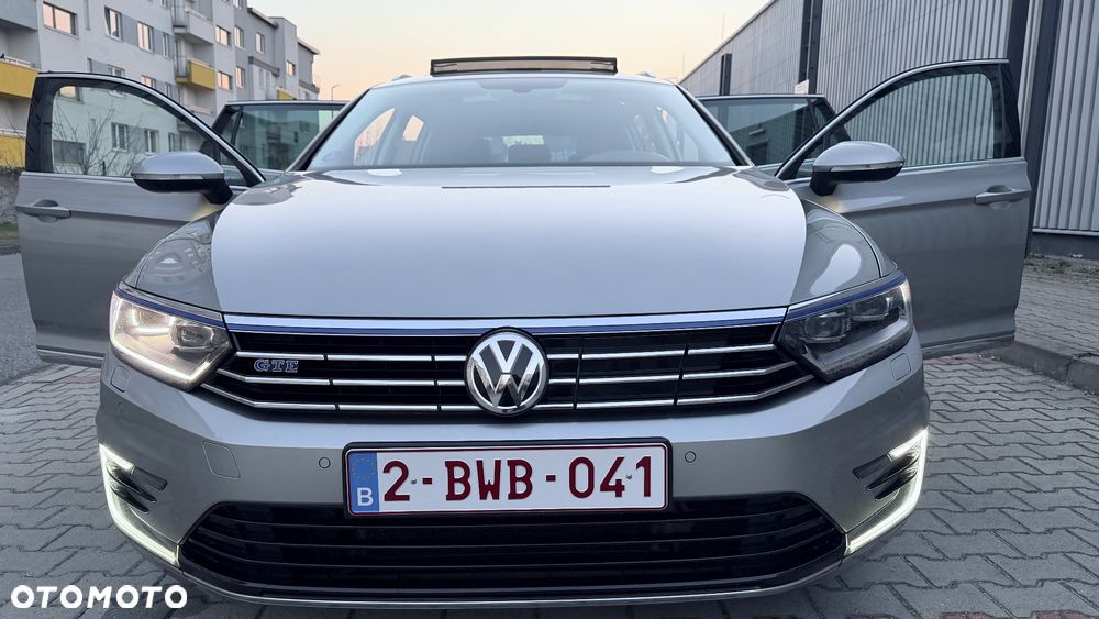 Volkswagen Passat - 14