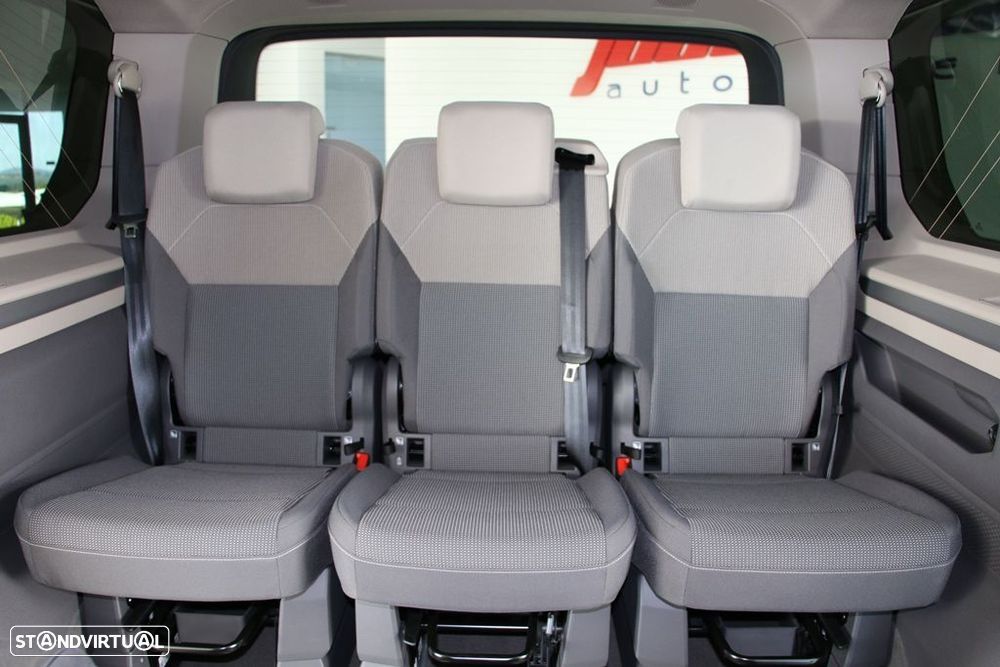 VW Multivan 1.5 TSI e-Hybrid Life DSG - 36