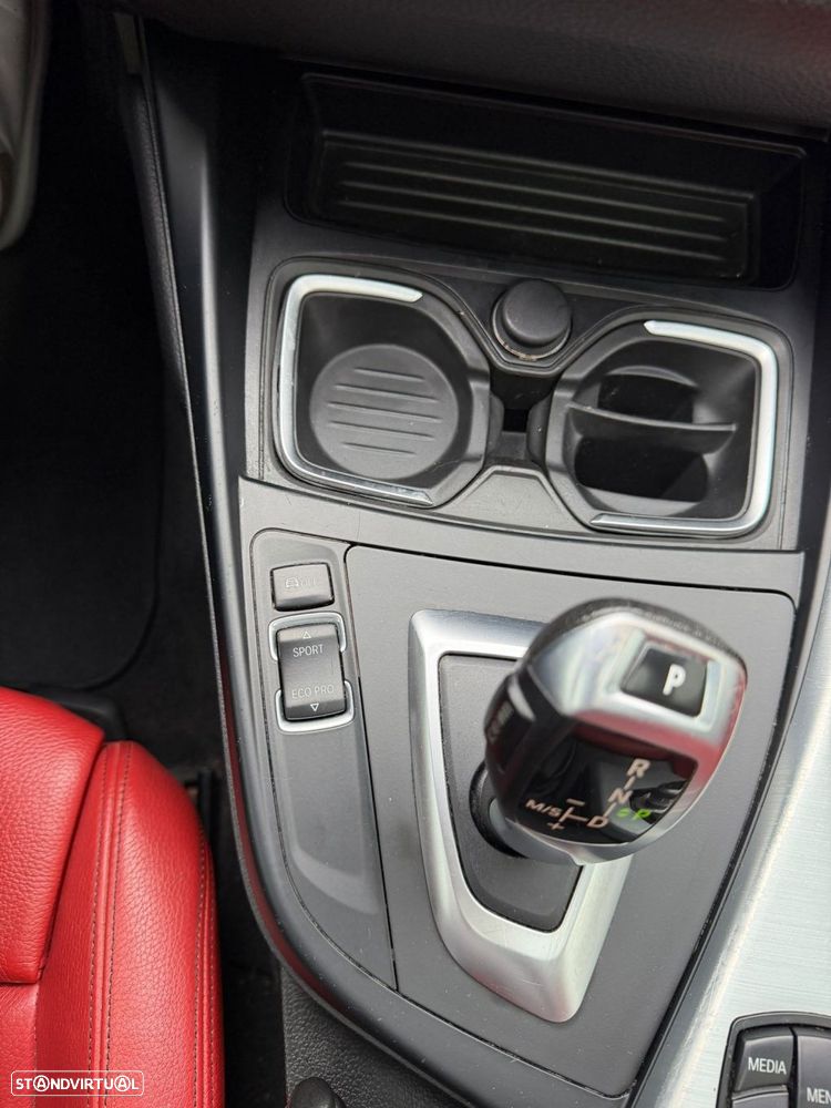 BMW 218 - 35