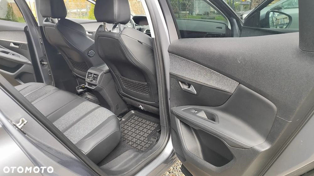 Peugeot 3008 1.5 BlueHDi Allure S&S EAT8 - 39