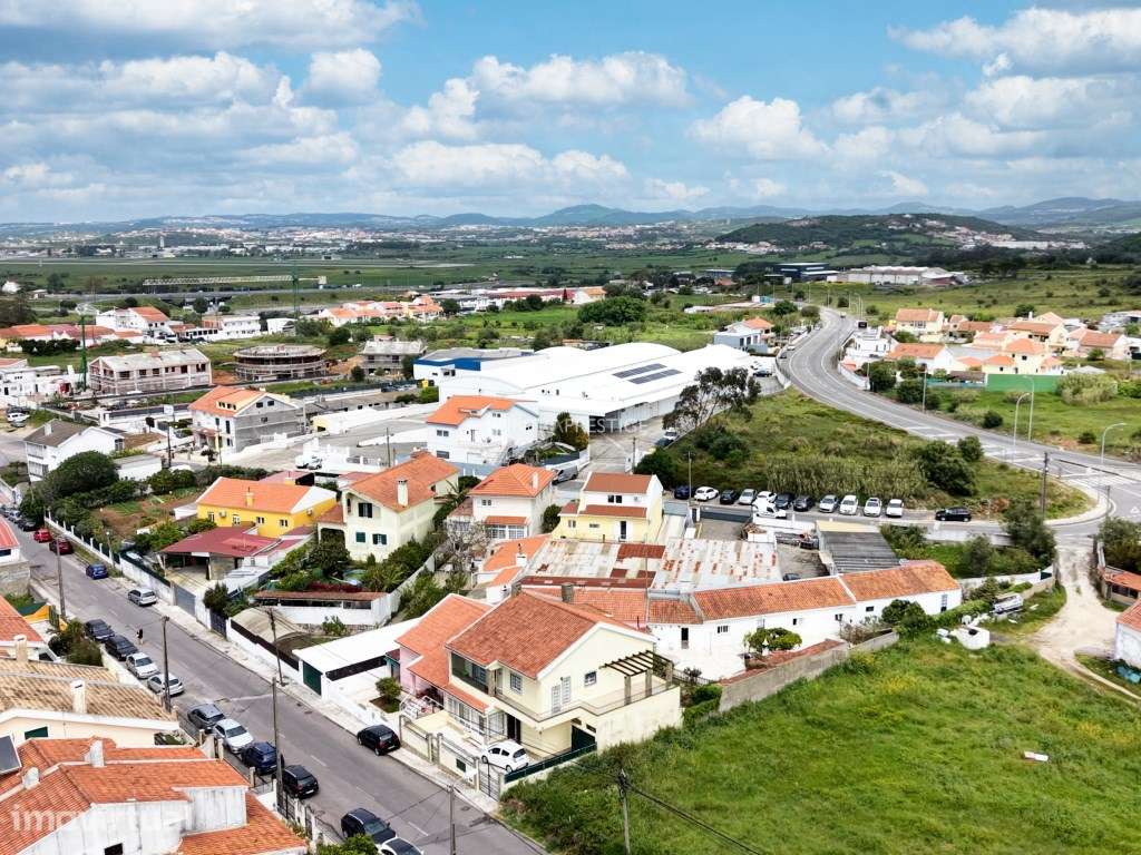 Moradia T4 Bi Familiar no Algueirão-Sacotes | Lote 620 m² | Oportun... - Grande imagem: 2/50