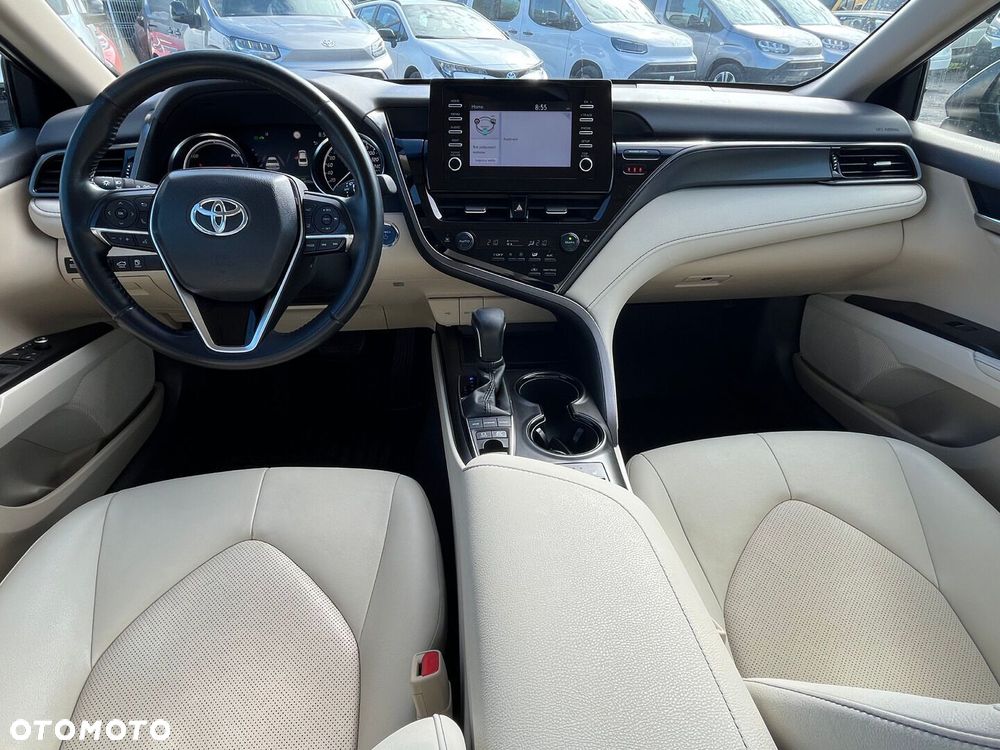 Toyota Camry 2.5 Hybrid Comfort CVT - 5