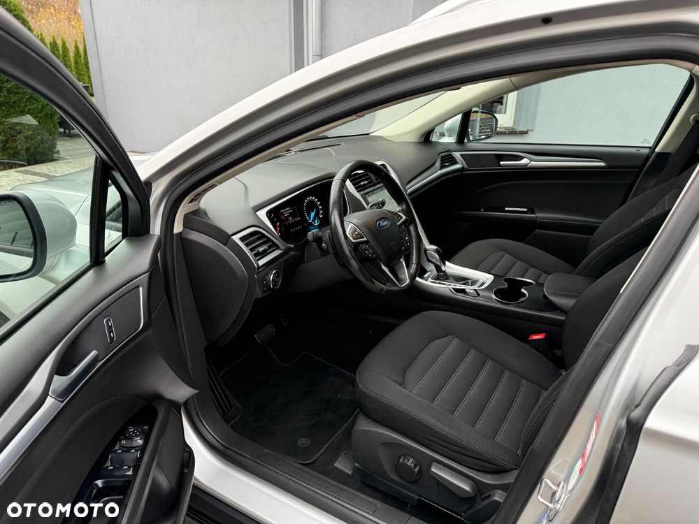 Ford Mondeo 2.0 TDCi Titanium PowerShift - 6