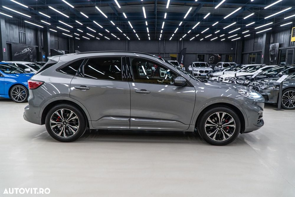Ford Kuga 1.5 EcoBoost FWD ST Line X - 19