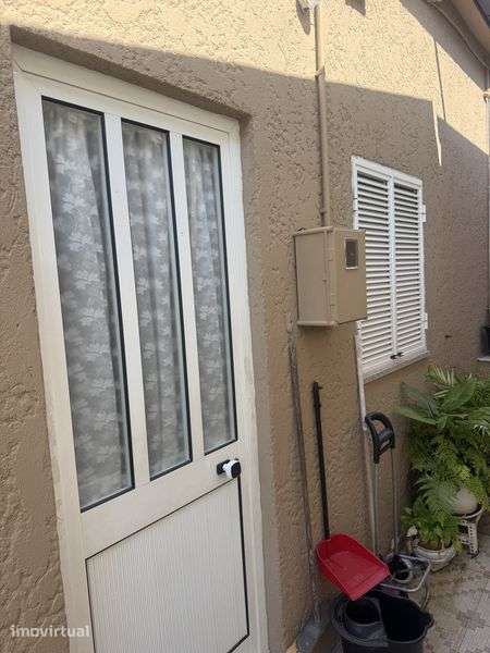 Casa t1 em pedroso para investimento - Grande imagem: 4/4