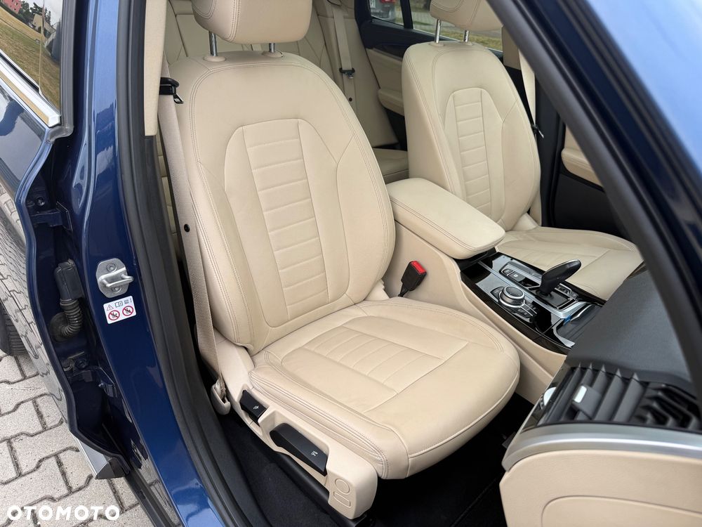 BMW X3 xDrive20d Luxury Line sport - 26