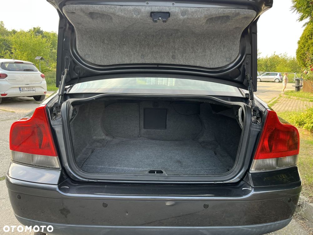 Volvo S60 2.4 D5 - 17