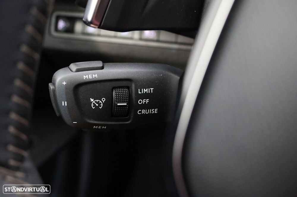 Peugeot 3008 1.6 Hybrid Active Pack e-EAT8 - 14