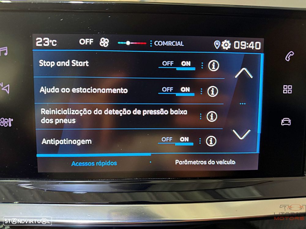 Peugeot 208 1.2 PureTech SE Style - 32