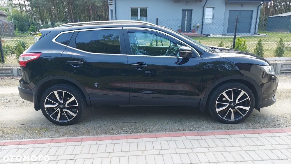 Nissan Qashqai 1.6 DCi ALL-MODE 4x4i TEKNA - 4