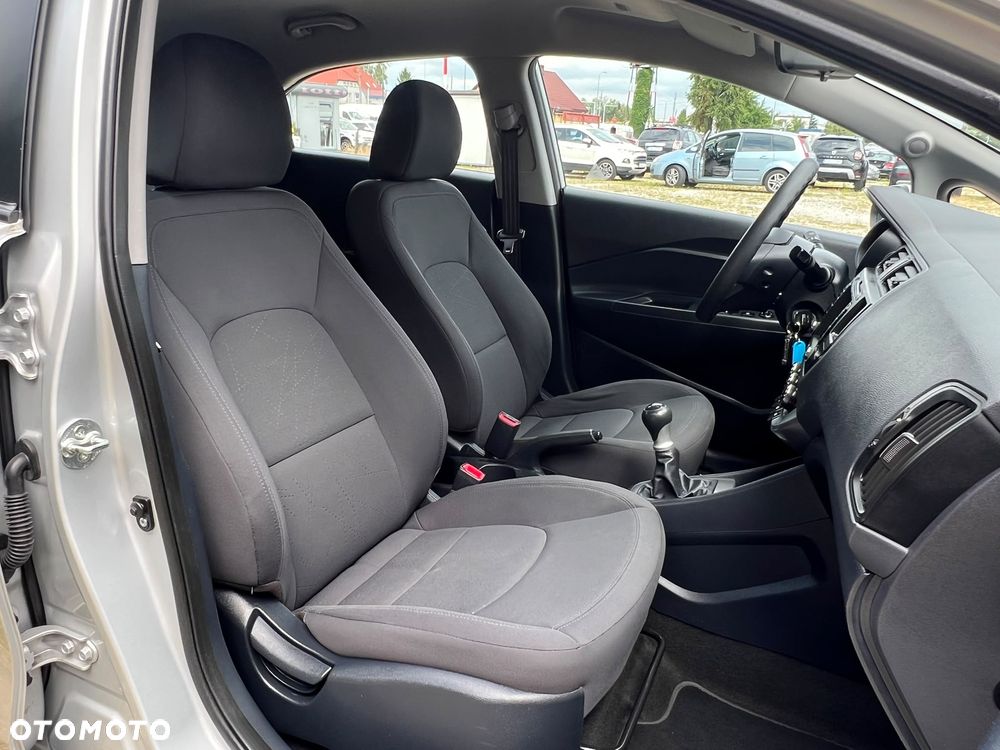 Kia Rio 1.2 Edition 7 - 15