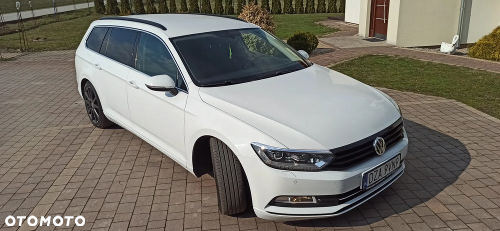 Volkswagen Passat - 13