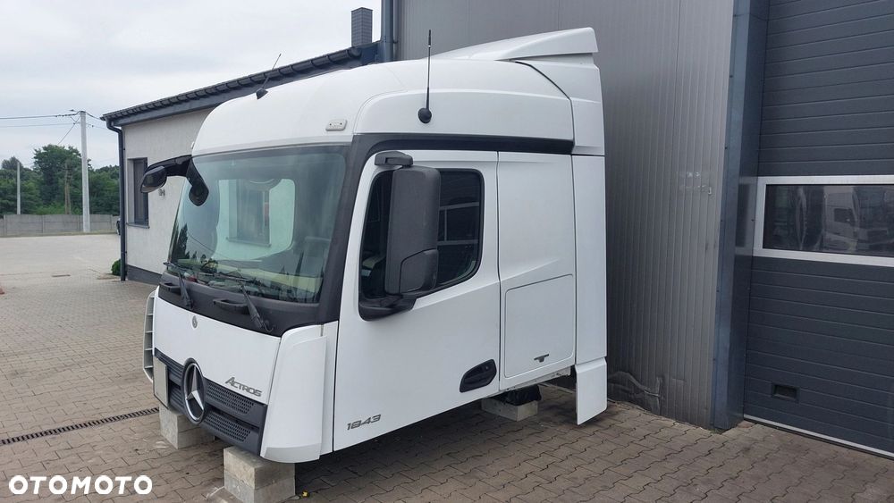 MERCEDES ACTROS MP4 SPOILERY KOMPLET KABINA STREAM SPACE - 6