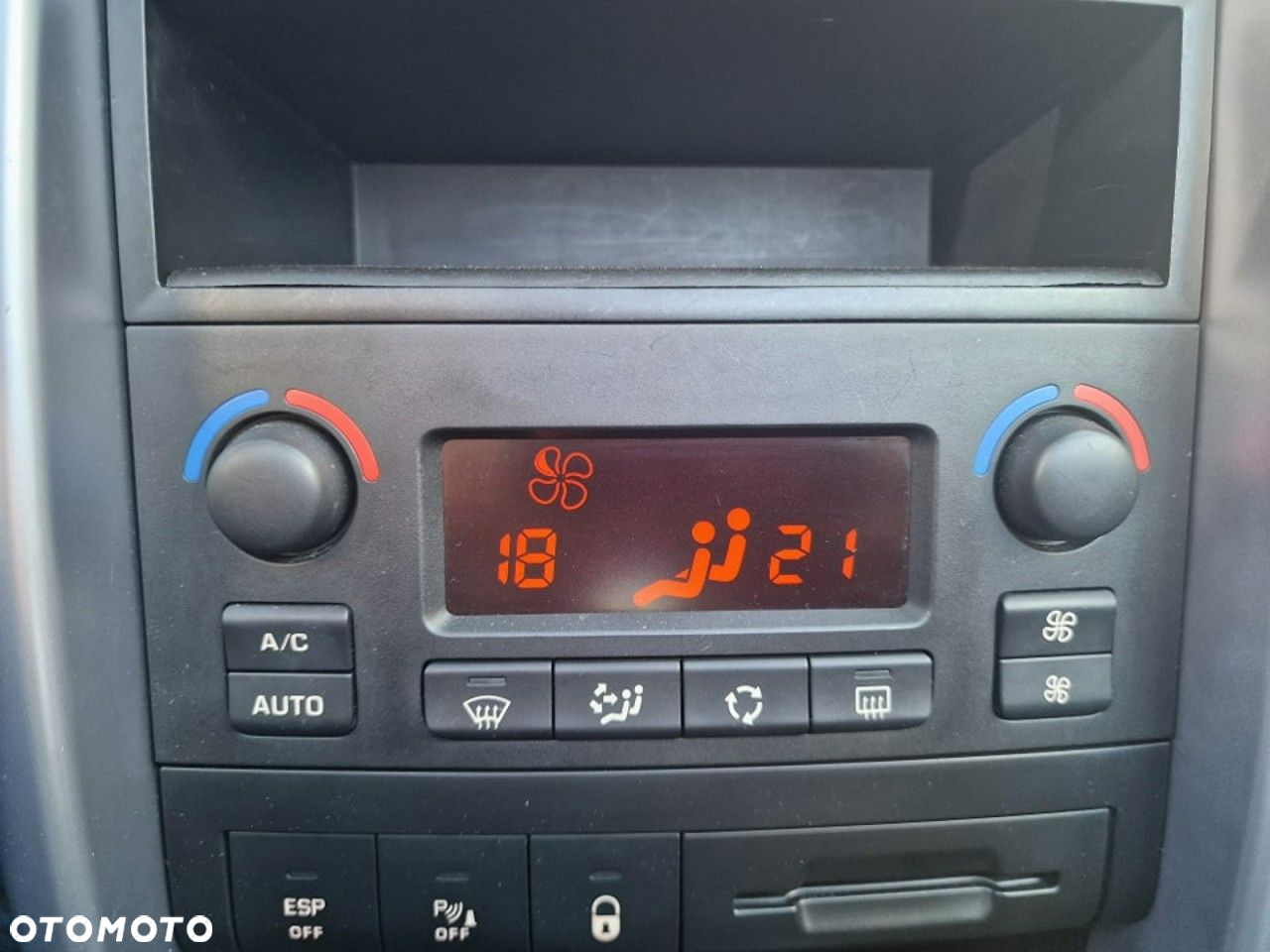 Peugeot 207 CC 120 VTi Active - 22