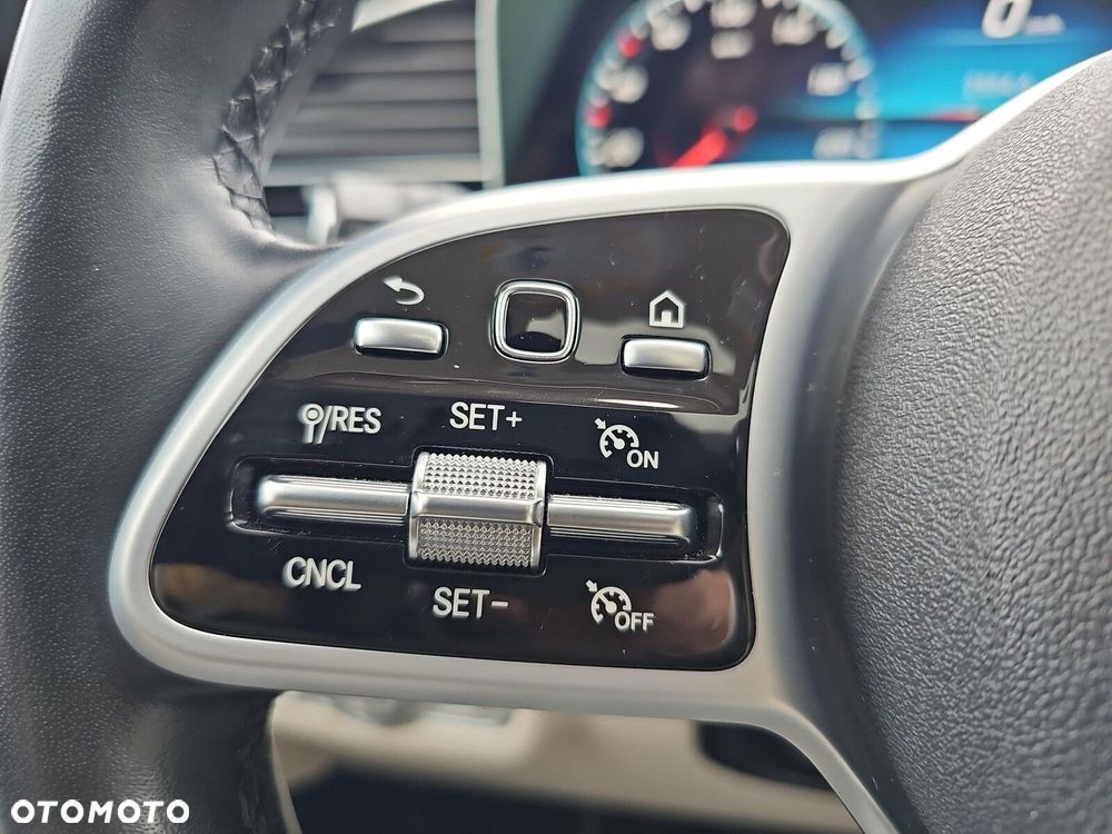 Mercedes-Benz GLE - 17