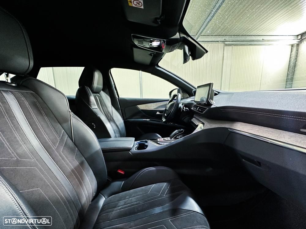 Peugeot 3008 1.6 Hybrid GT Pack e-EAT8 - 23
