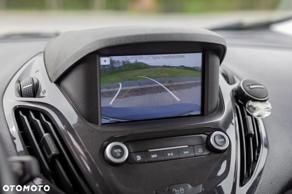 Ford Tourneo Courier - 30