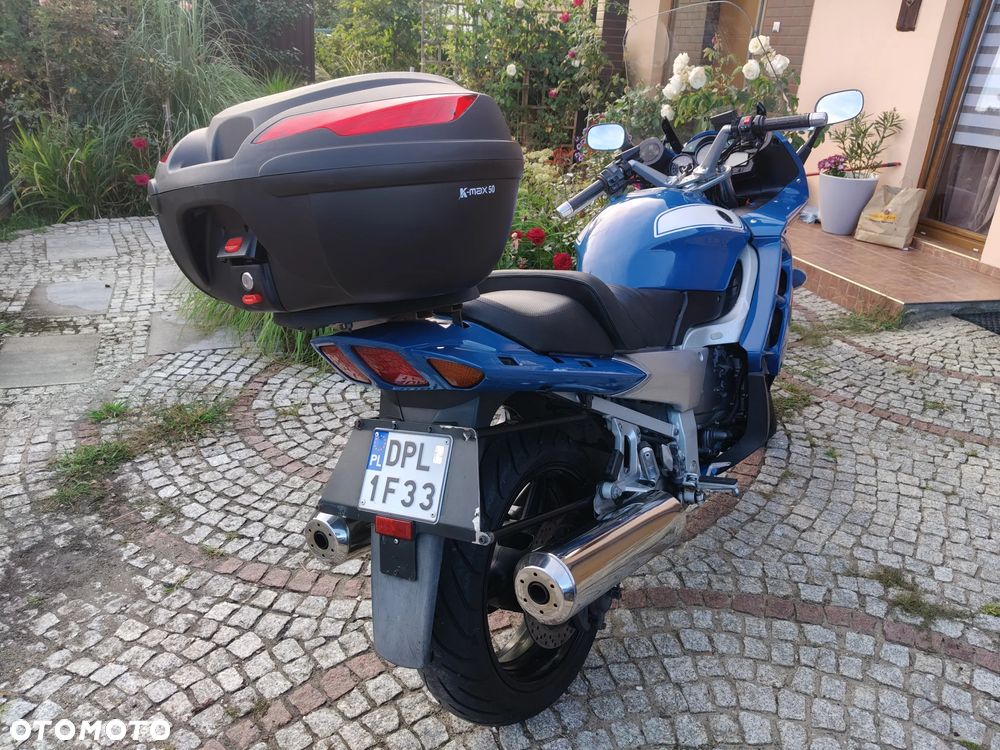 Yamaha FJR - 6
