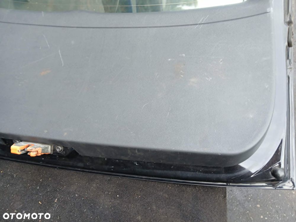 Skoda Fabia I kombi klapa bagażnika kod lakieru 9910 - 8