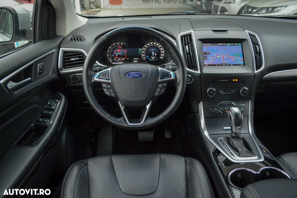 Ford Edge 2.0 TDCi Bi-Turbo 4x4 Titanium - 35