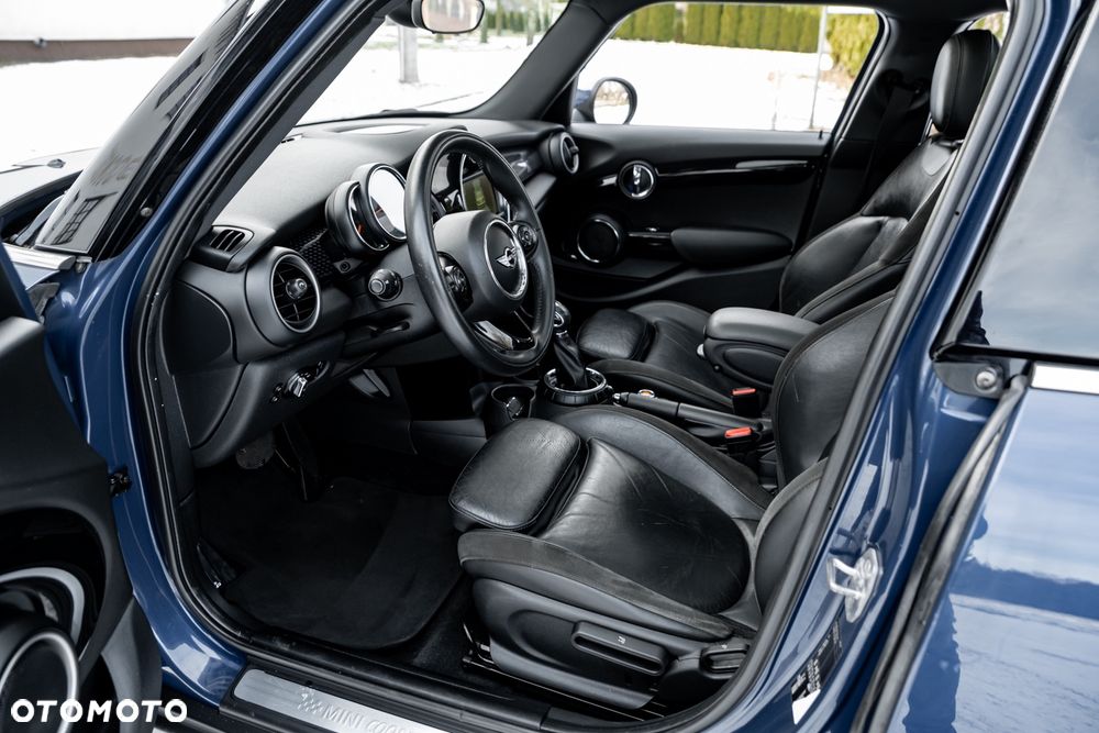 MINI Cooper S Sport-Aut - 18